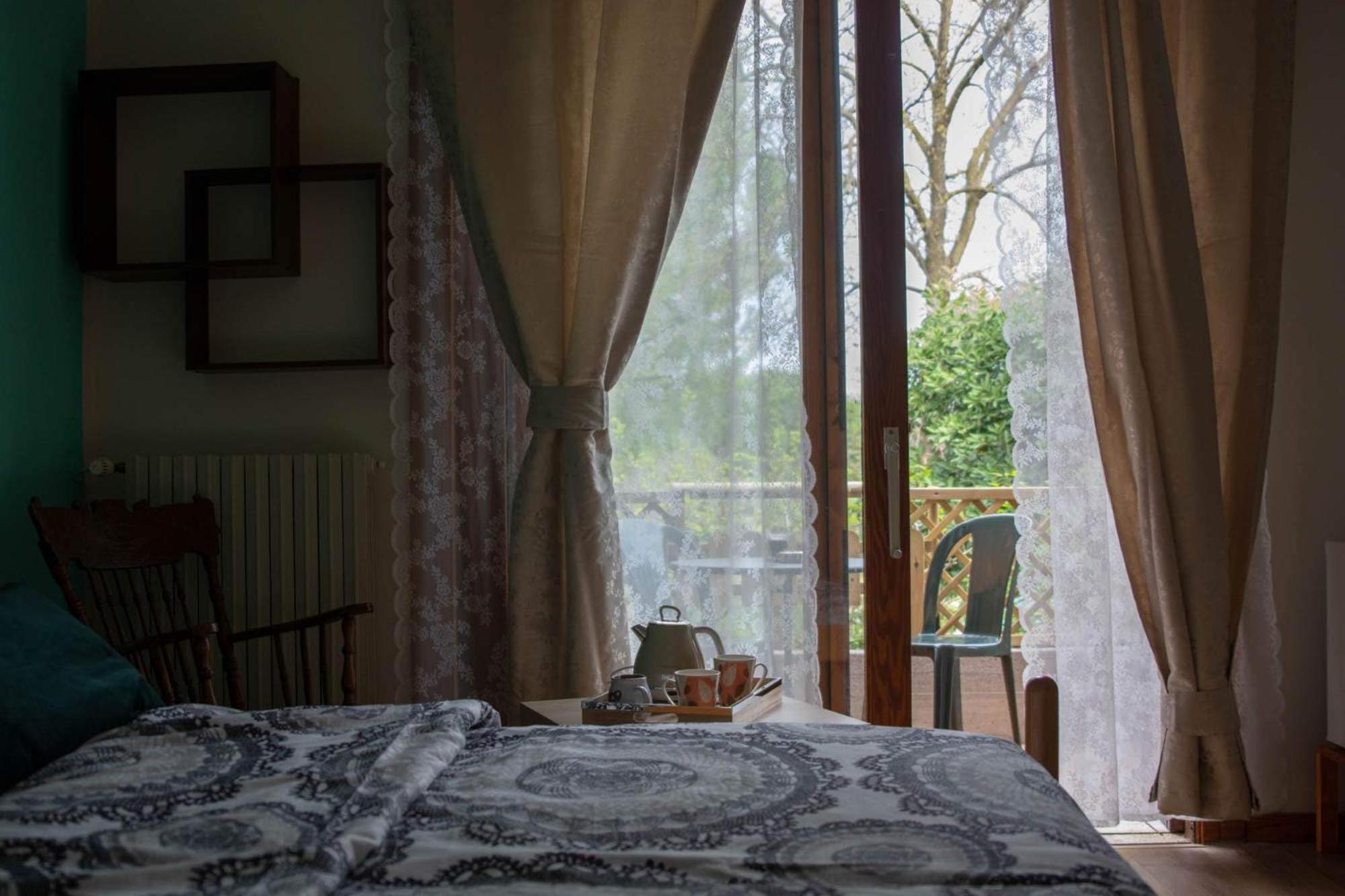 El Rincon Del Artista Bed & Breakfast Сояно дел Лаго Екстериор снимка