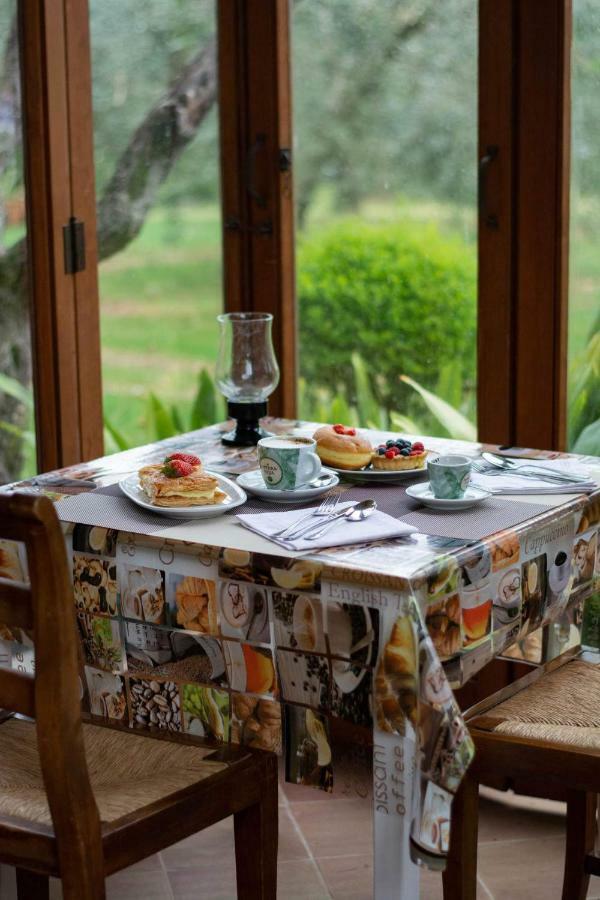 El Rincon Del Artista Bed & Breakfast Сояно дел Лаго Екстериор снимка